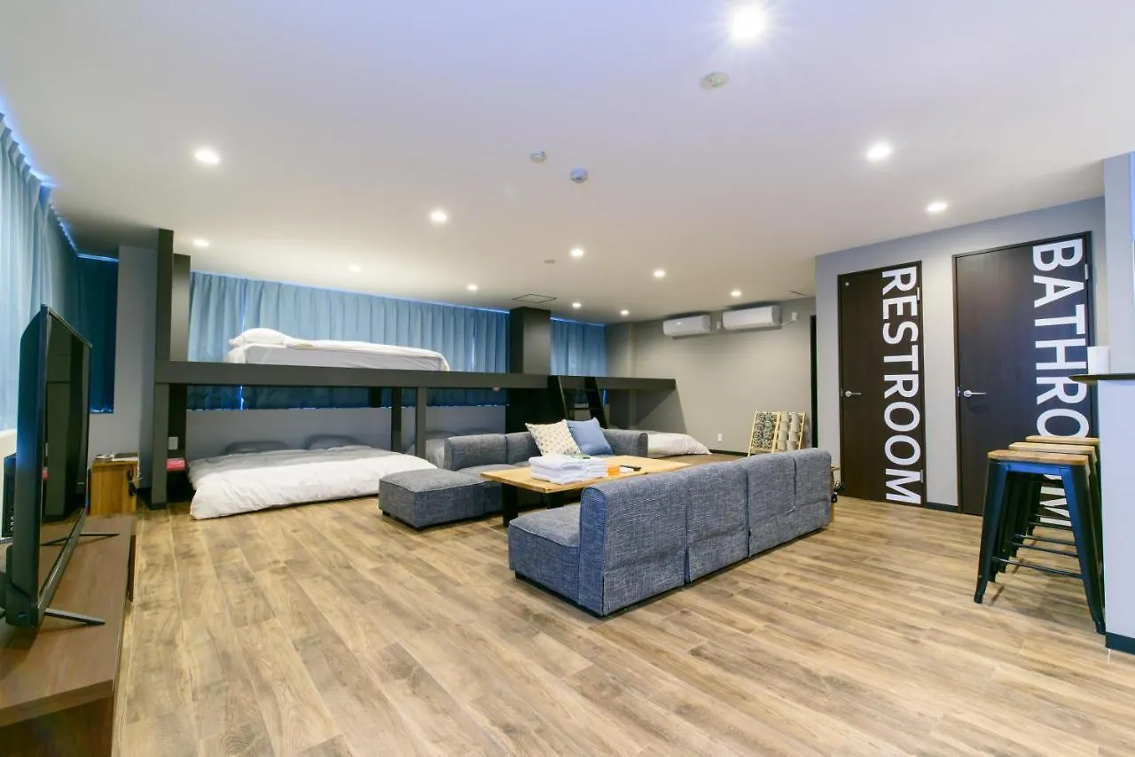 Apartment Black Gate日本橋 Osaka